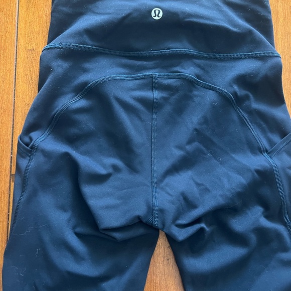 Lululemon Navy High-Waisted Leggings - Picture 10 of 11